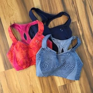 3 Brooks/Moving Comfort Juno 32E (34DD/DDD)